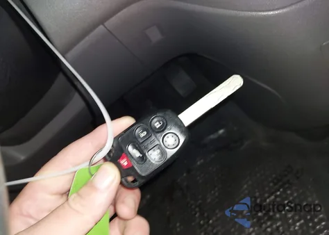 2012 Honda Odyssey Touring/Touring Elite из США, поврежденный, VIN 5FNRL5H94CB038660